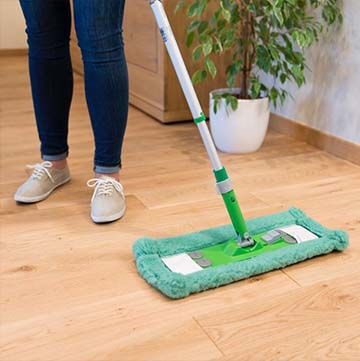 How to clean my wooden floor - mop