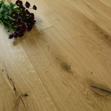 New Engineered Oak Flooring: Hand Scraped