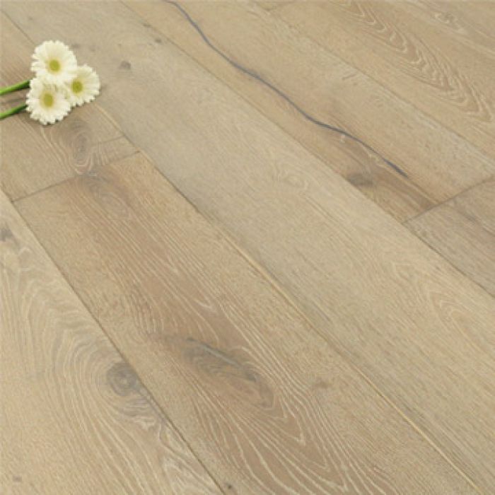 190mm Engineered Rustic Brushed and UV Oiled White Smoked Oak Wood Flooring 2.17m²