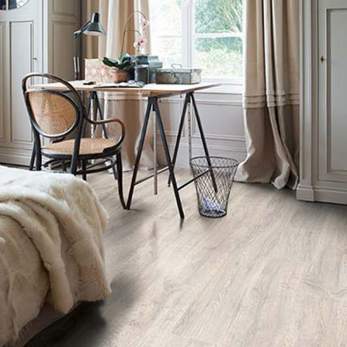 Quick-Step Classic Reclaimed White Patina Oak Planks CL1653 Laminate Flooring