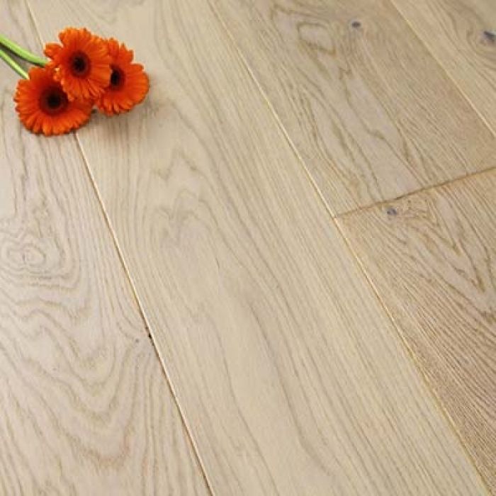 180mm Matt Lacquered Engineered Granite Oak Click Wood Flooring 2.77m²