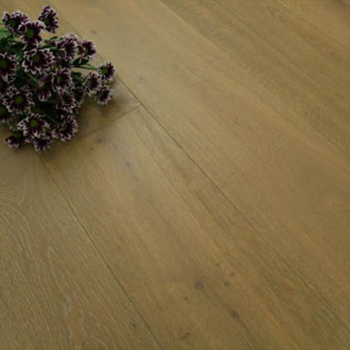 190mm Engineered Brushed & Matt Lacquered Light Natural Oak Wood Flooring 2.166m²