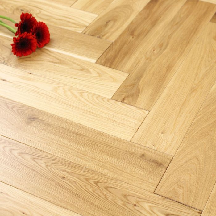 100mm Herringbone Lacquered Engineered Oak Parquet Wood Flooring 0.5m²
