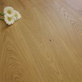 190mm Brushed & Oiled Engineered Sunshine Oak Click Wood Flooring 2.075m²